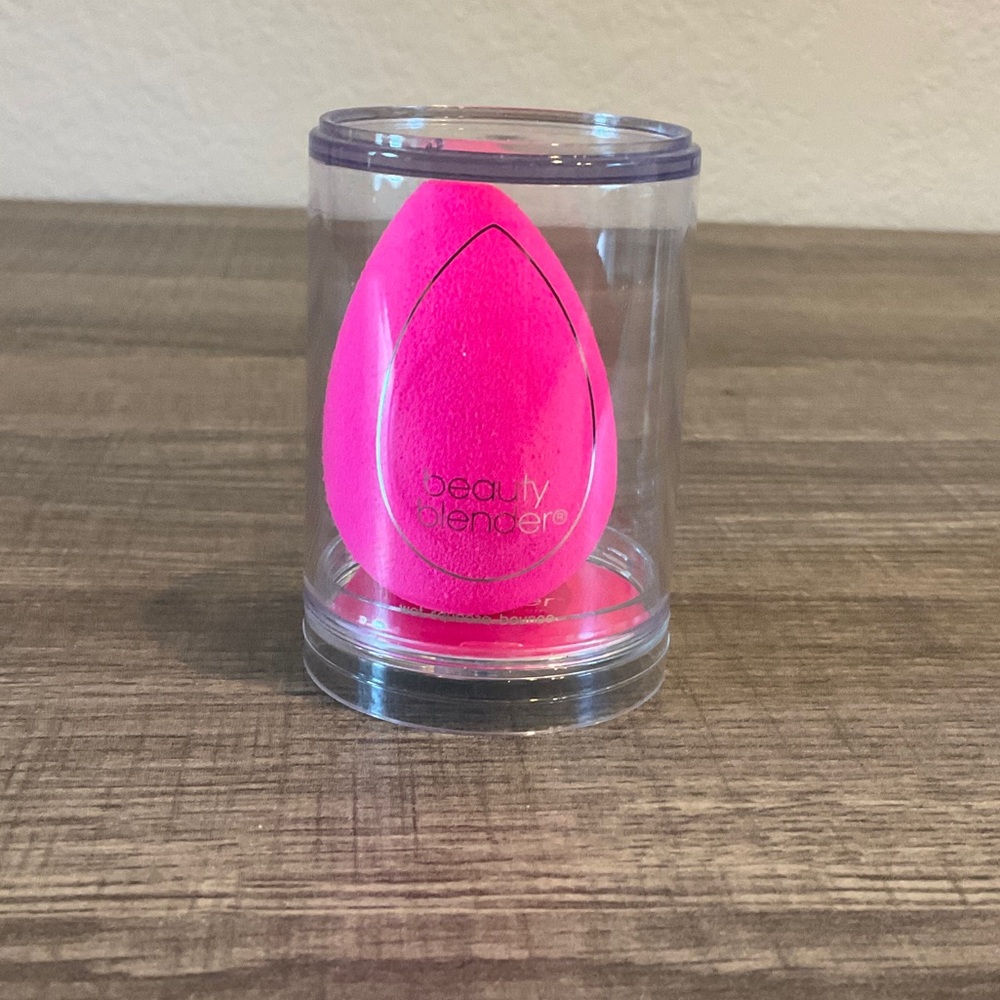 Beautyblender Pink Makeup Sponge